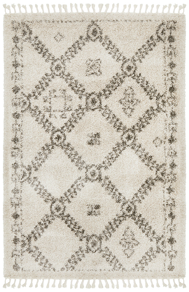 Saundra 33 Natural Rug