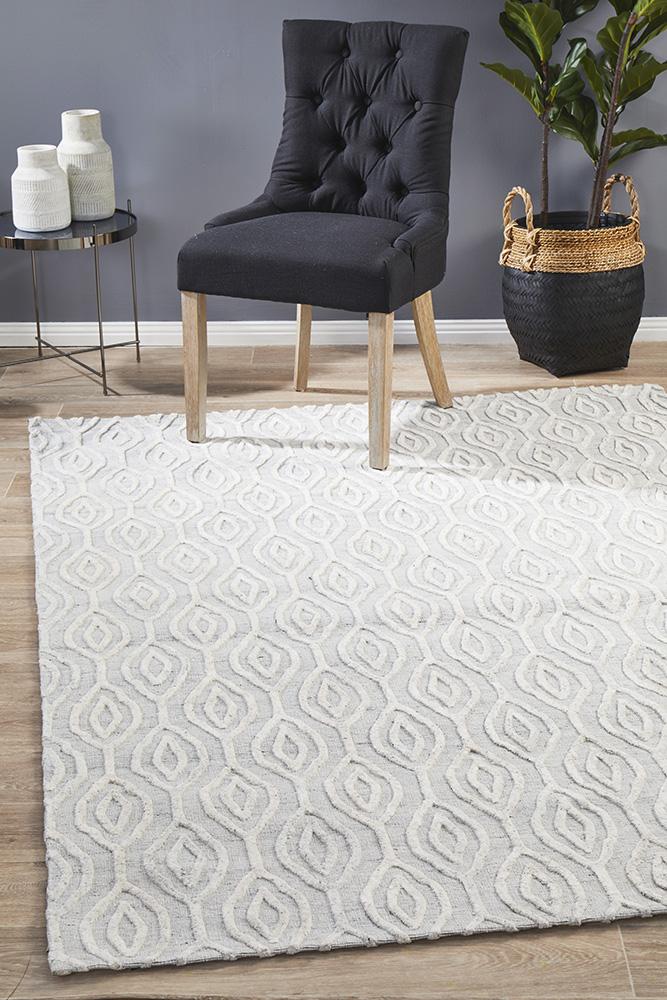 Vonda Winter Wish White Modern Rug